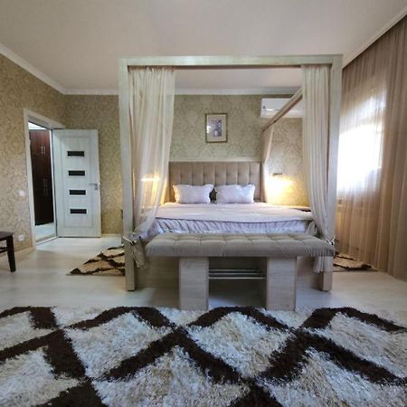 Hi-Tech Apartment In City Center Taszkent Zewnętrze zdjęcie